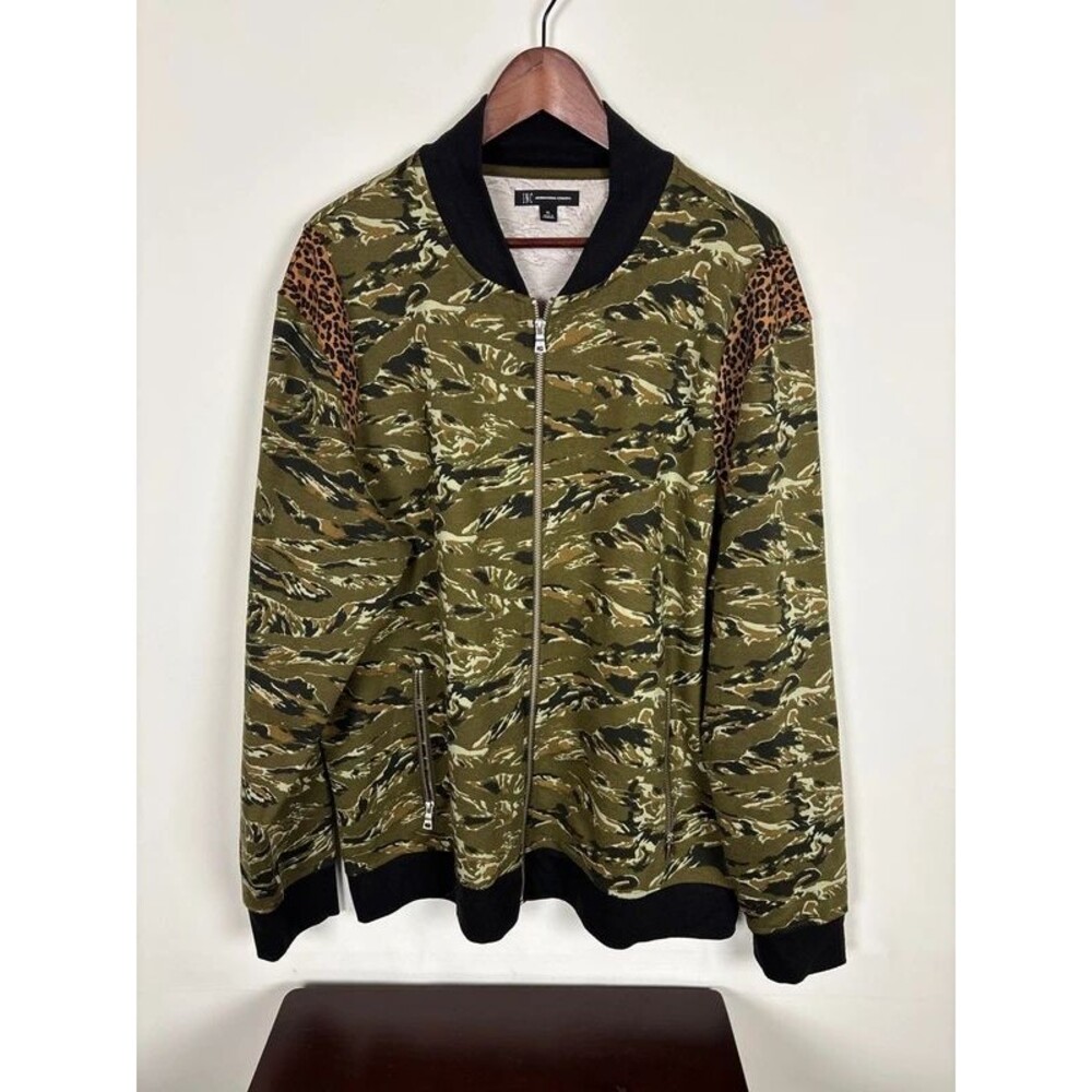 INC International Concepts Green Leopard Camo Lightweight Jacket Men’s XL